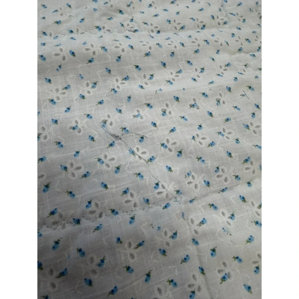 VTG Blue Star Patchwork Quilt Floral Print Cotton Farmhouse Throw 80 X 68 FLAWS